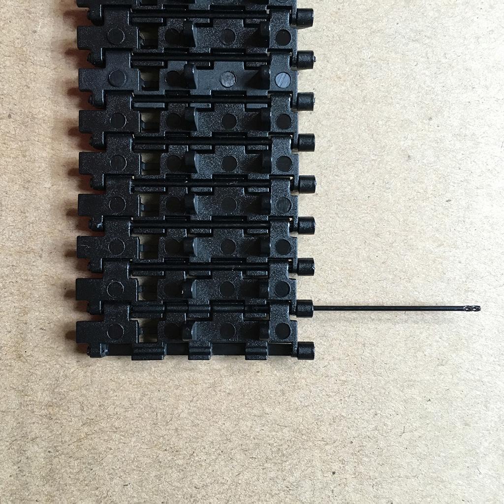 Black Tank Track Chain Plastic - Xcm Chain 评论和价格